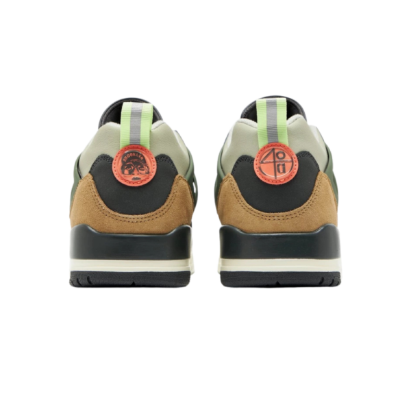 Jordan Spizike Low