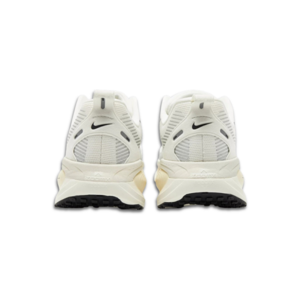 Nike Vomero 18