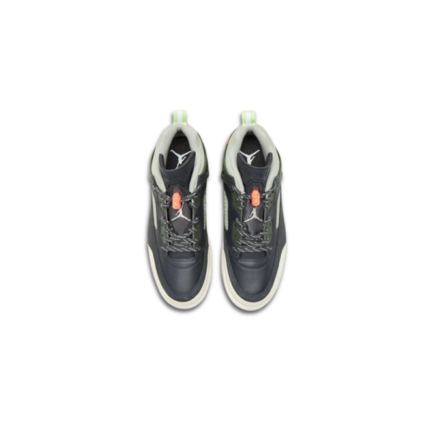 Jordan Spizike Low